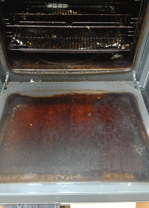 Oven before cleaning
